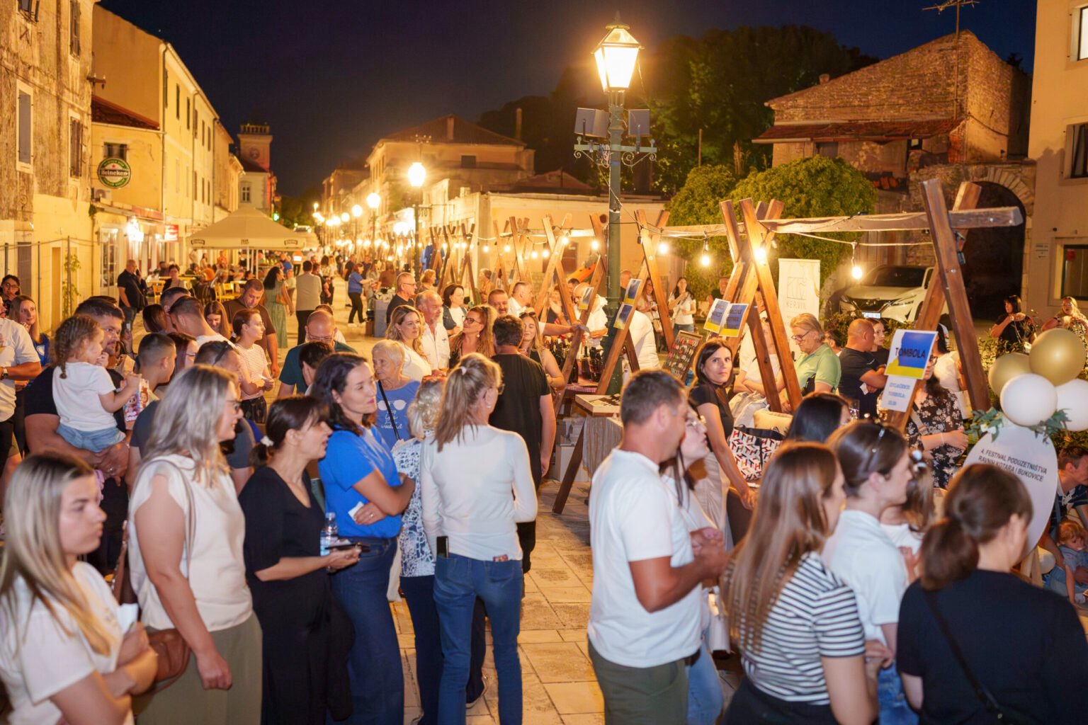 Četvrti Festival poduzetništva u Benkovcu još jednom potvrdio snagu zajedništva i poduzetničkog duha